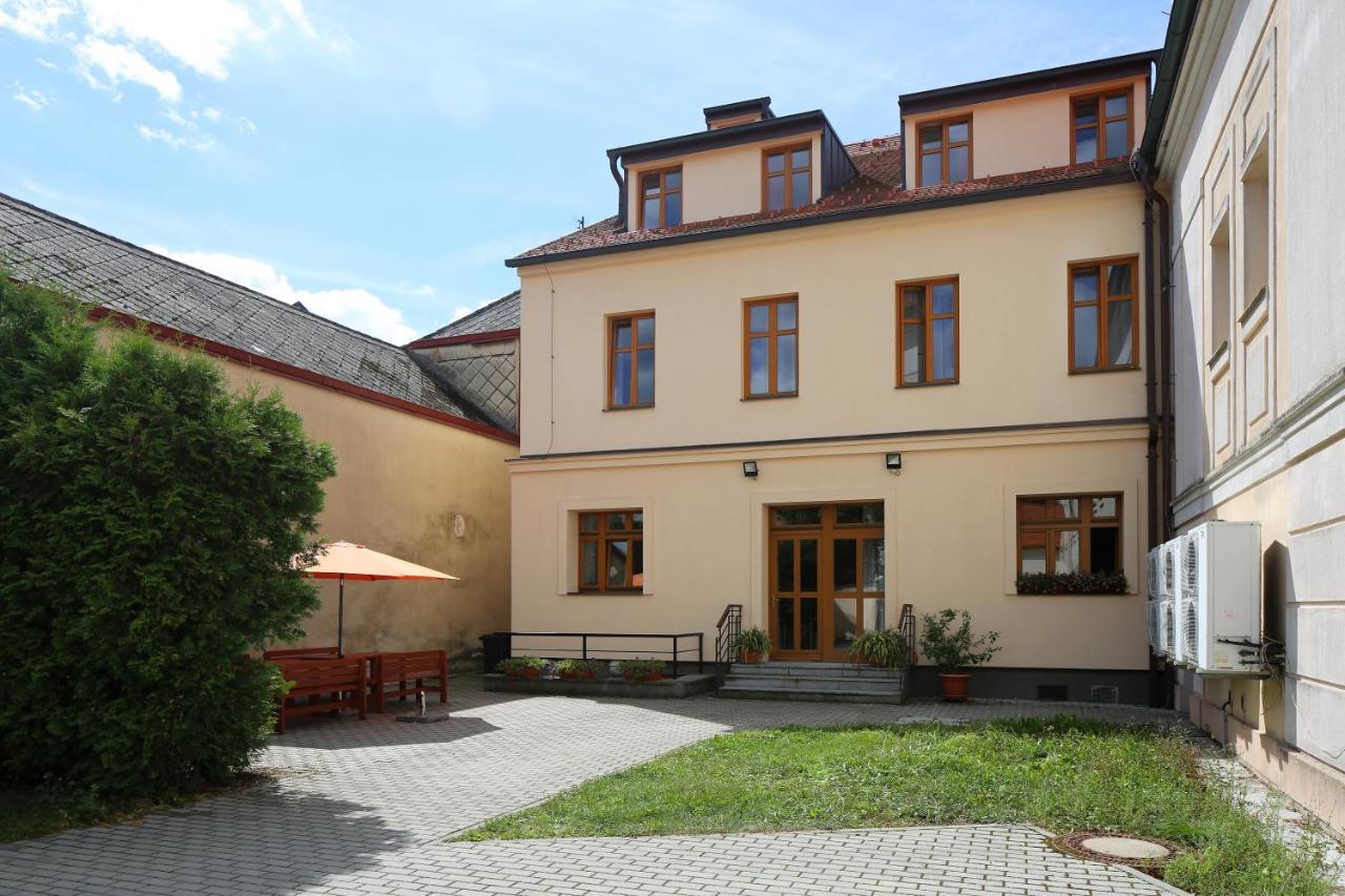 Penzion Pansky Dum Rozmital pod Tremsinem Exterior foto